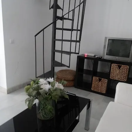 - Jinetes, 13 Apartment