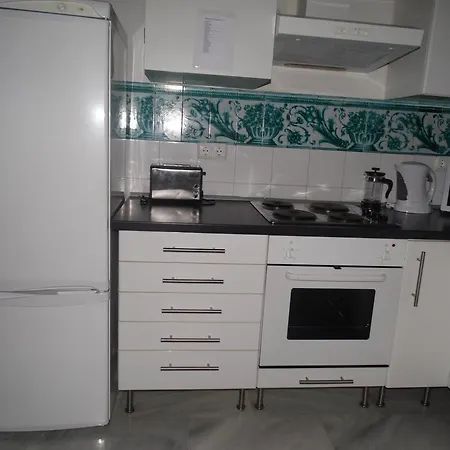 - Jinetes, 13 Apartment *