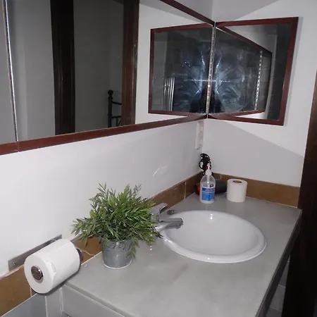 - Jinetes, 13 * Malaga
