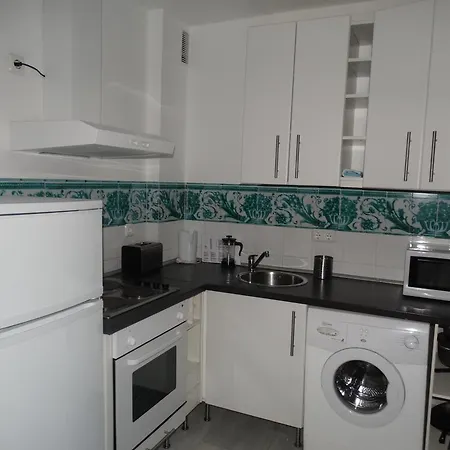 - Jinetes, 13 * Malaga