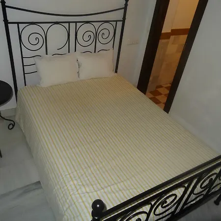 - Jinetes, 13 Apartment