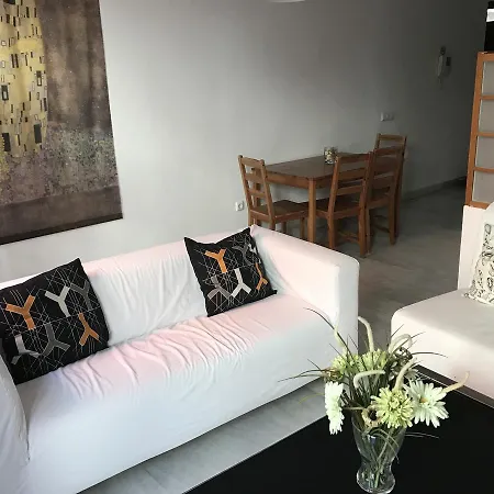 - Jinetes, 13 * Malaga