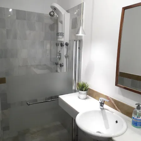 - Jinetes, 13 Apartment