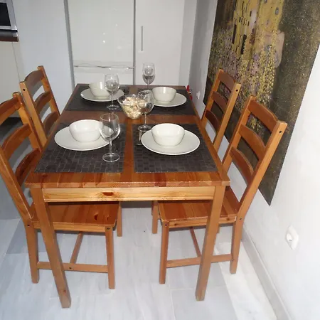 - Jinetes, 13 * Malaga