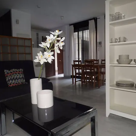 - Jinetes, 13 Apartment Malaga