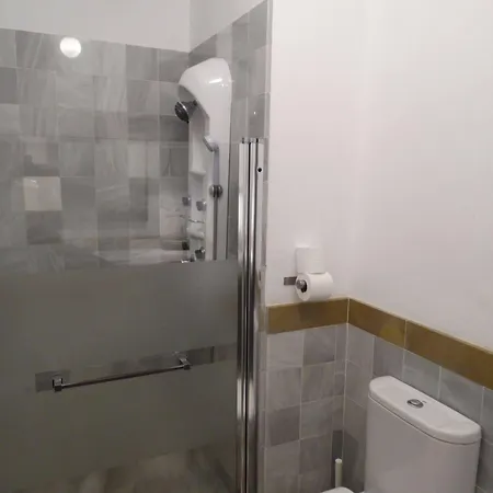 - Jinetes, 13 * Malaga