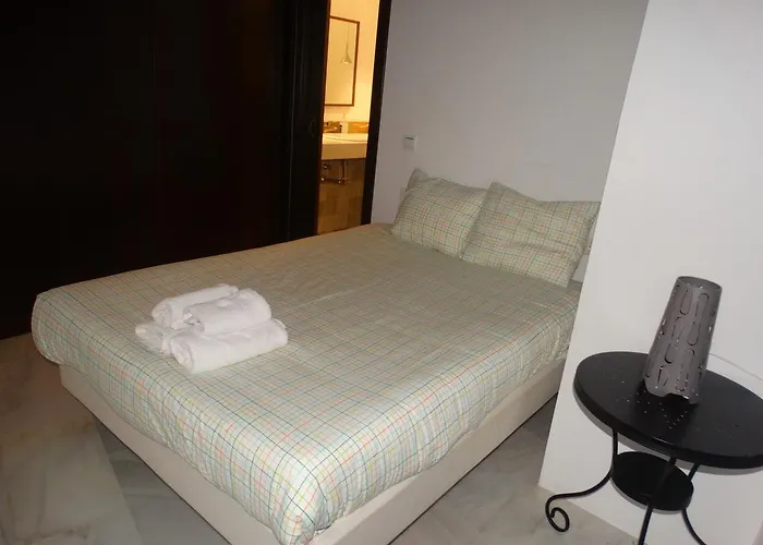 - Jinetes, 13 Málaga