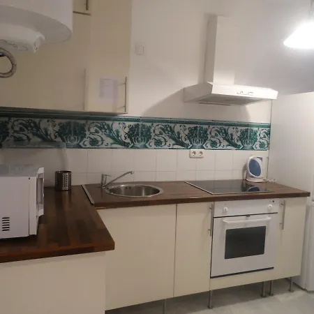 - Jinetes, 13 Apartmán *