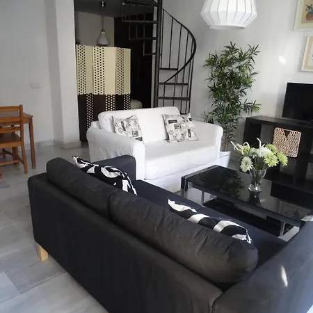 - Jinetes, 13 Apartmán Màlaga